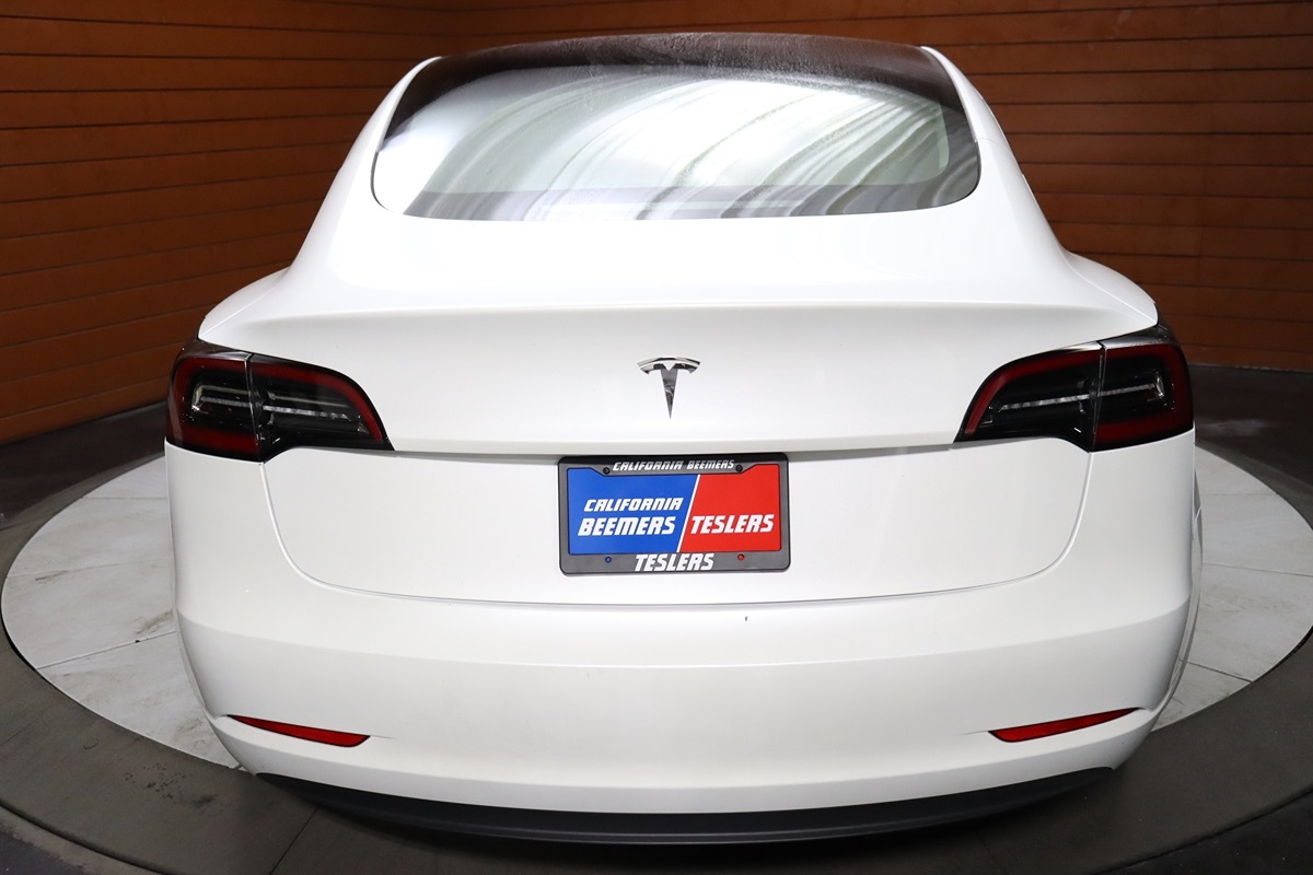 2022 Tesla Model 3 photo 10
