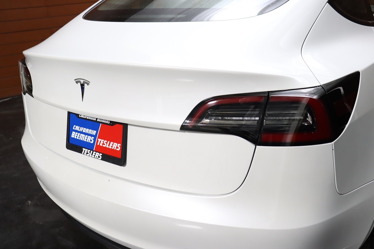 2022 Tesla Model 3 photo 13