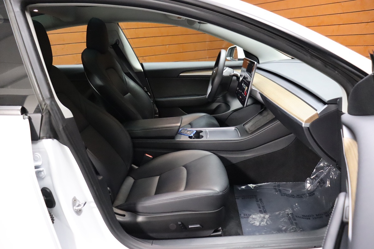 2022 Tesla Model 3 photo 46