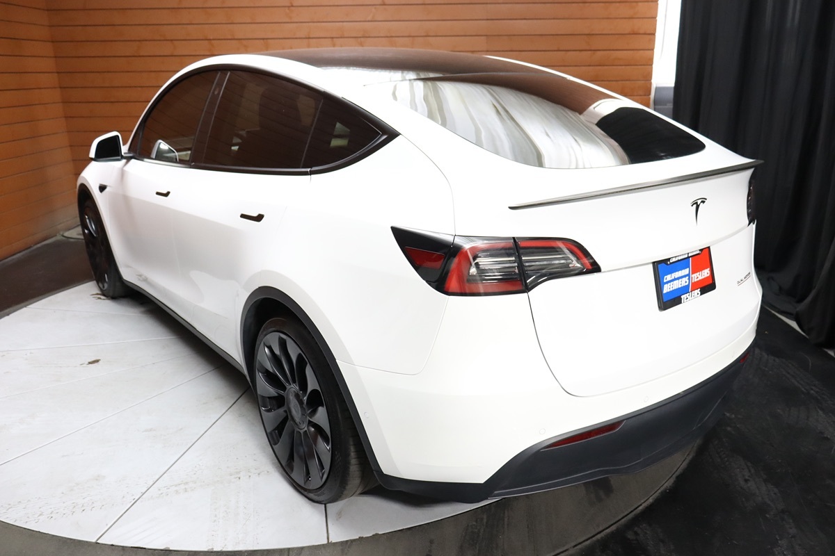 2022 Tesla Model Y Performance photo 10