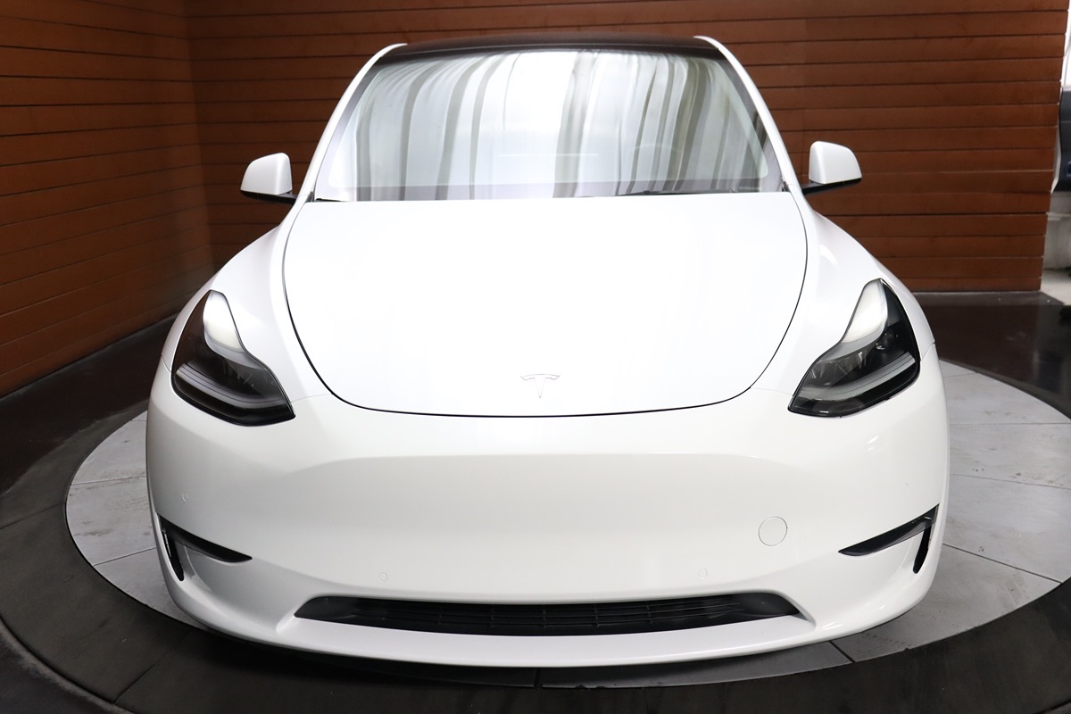 2022 Tesla Model Y Performance photo 2
