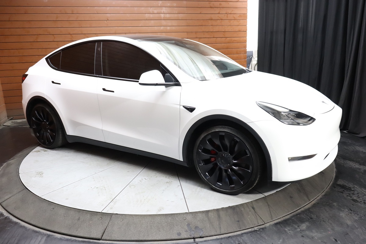 2022 Tesla Model Y Performance photo 15
