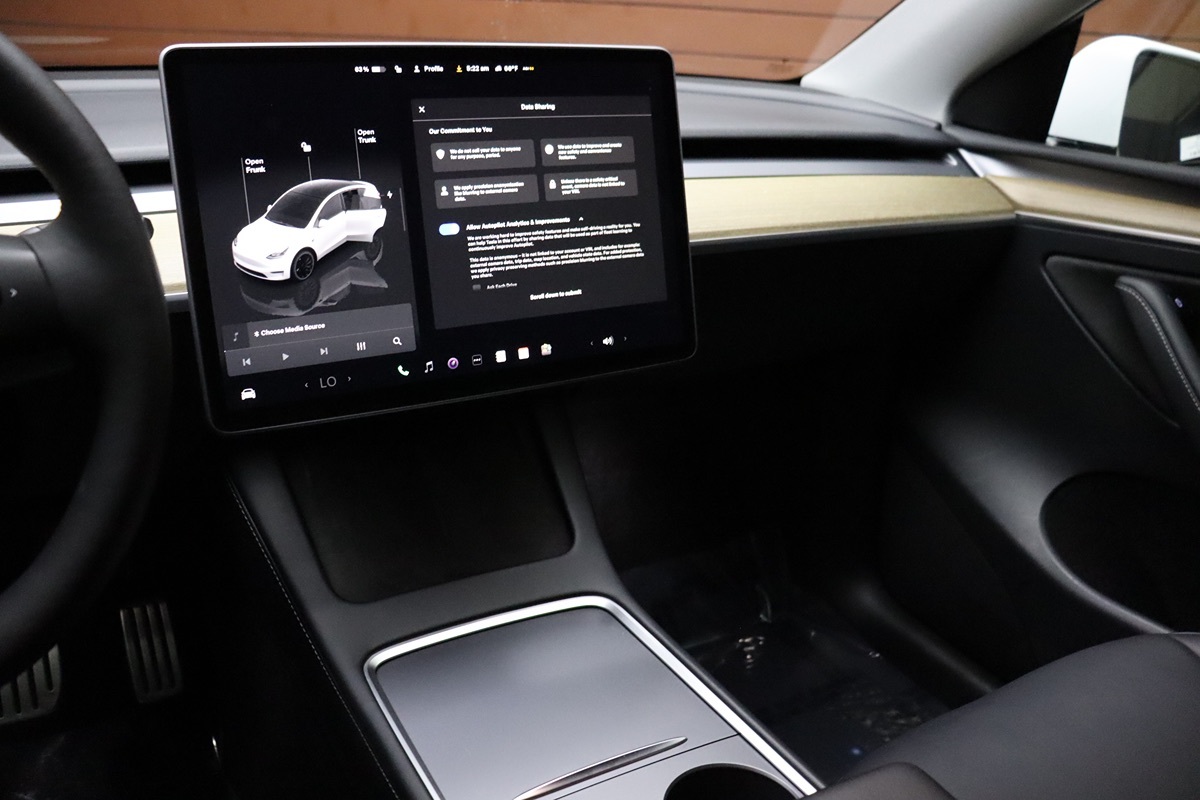 2022 Tesla Model Y Performance photo 33