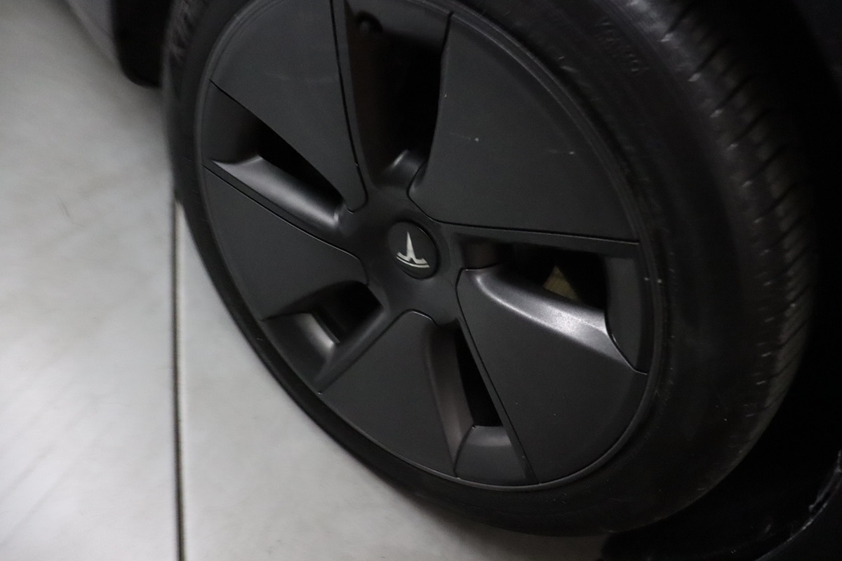 2023 Tesla Model 3 photo 8