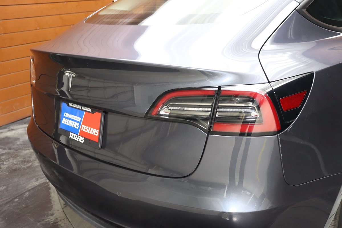 2023 Tesla Model 3 photo 21