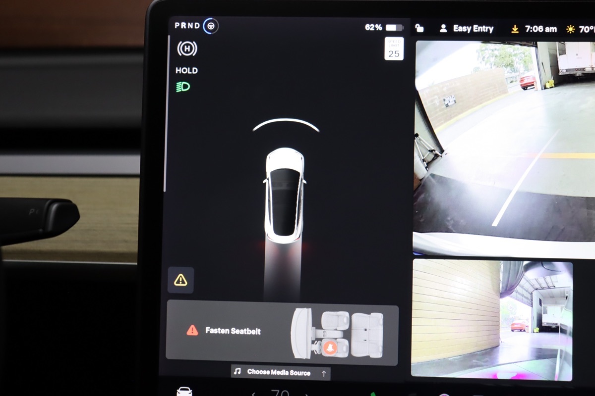 2021 Tesla Model 3 Standard Range Plus photo 22