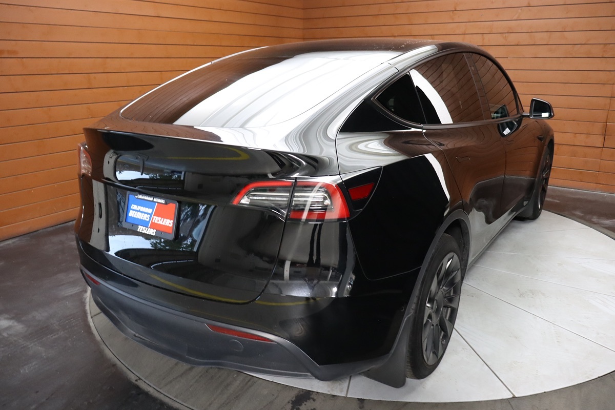 2021 Tesla Model Y Long Range photo 13
