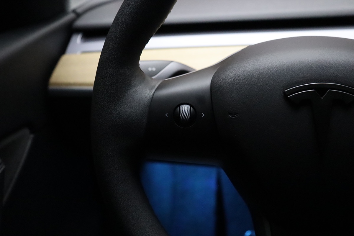2021 Tesla Model Y Long Range photo 30