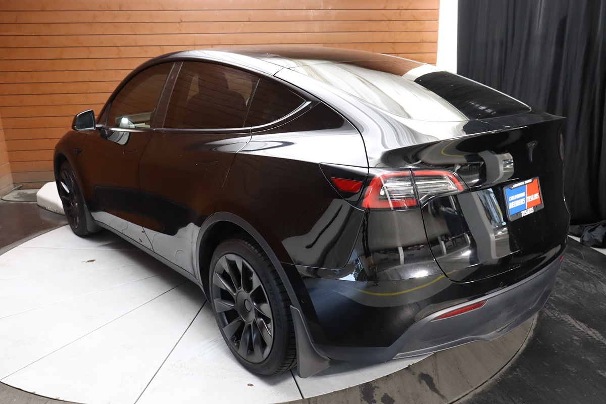 2021 Tesla Model Y Long Range photo 9