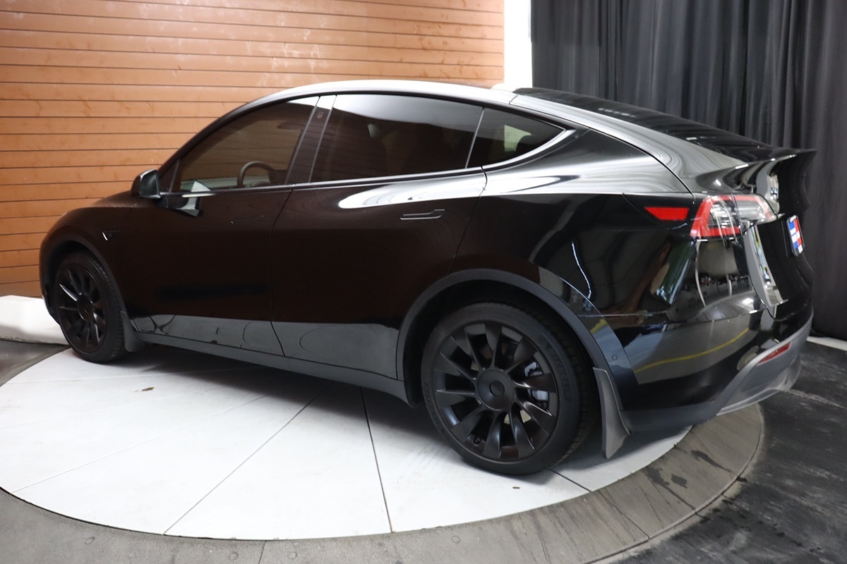 2021 Tesla Model Y Long Range photo 8