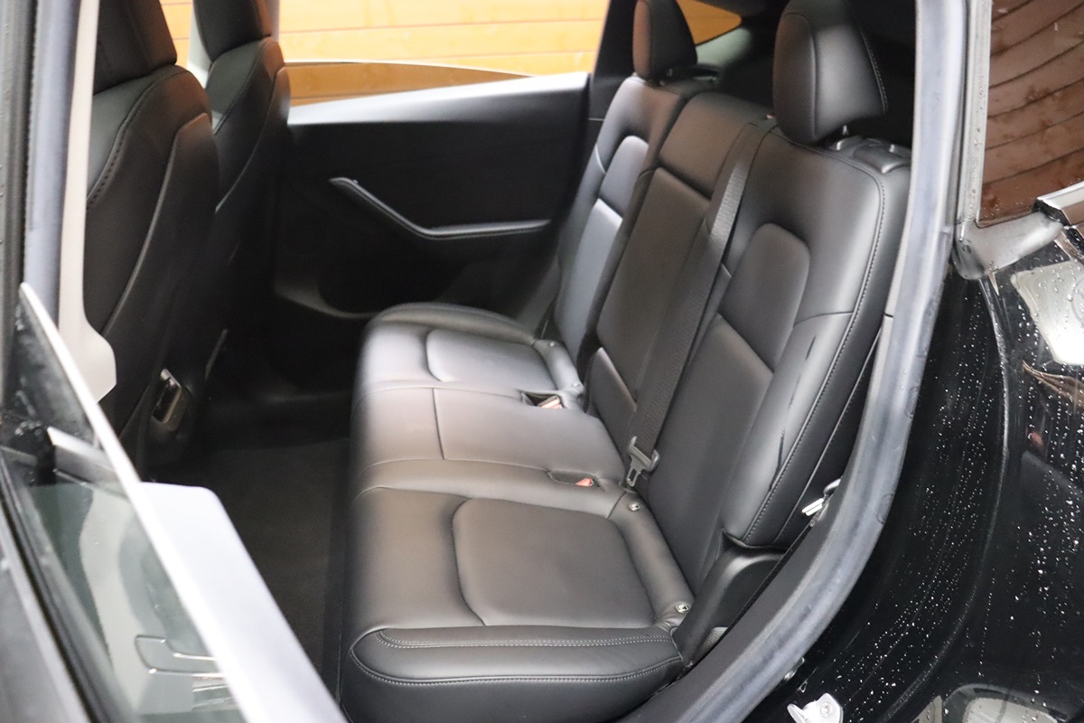 2021 Tesla Model Y Long Range photo 36