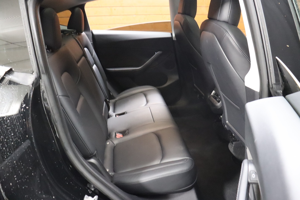 2021 Tesla Model Y Long Range photo 39