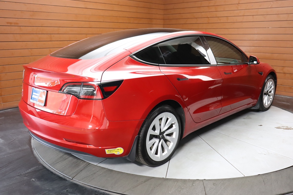 2022 Tesla Model 3 photo 15