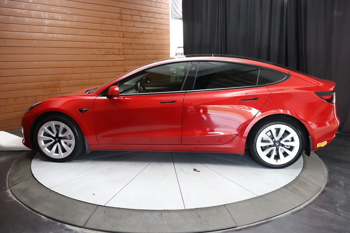 2022 Tesla Model 3 photo 7