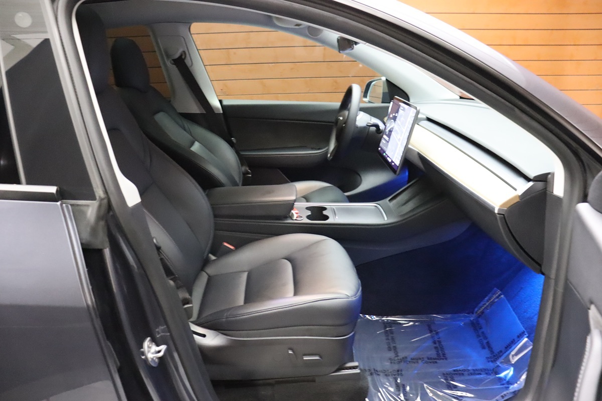 2021 Tesla Model Y Long Range photo 23