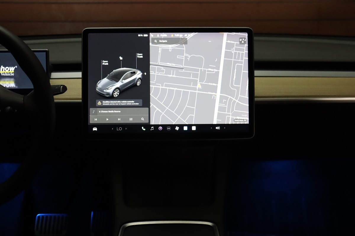 2021 Tesla Model Y Long Range photo 28