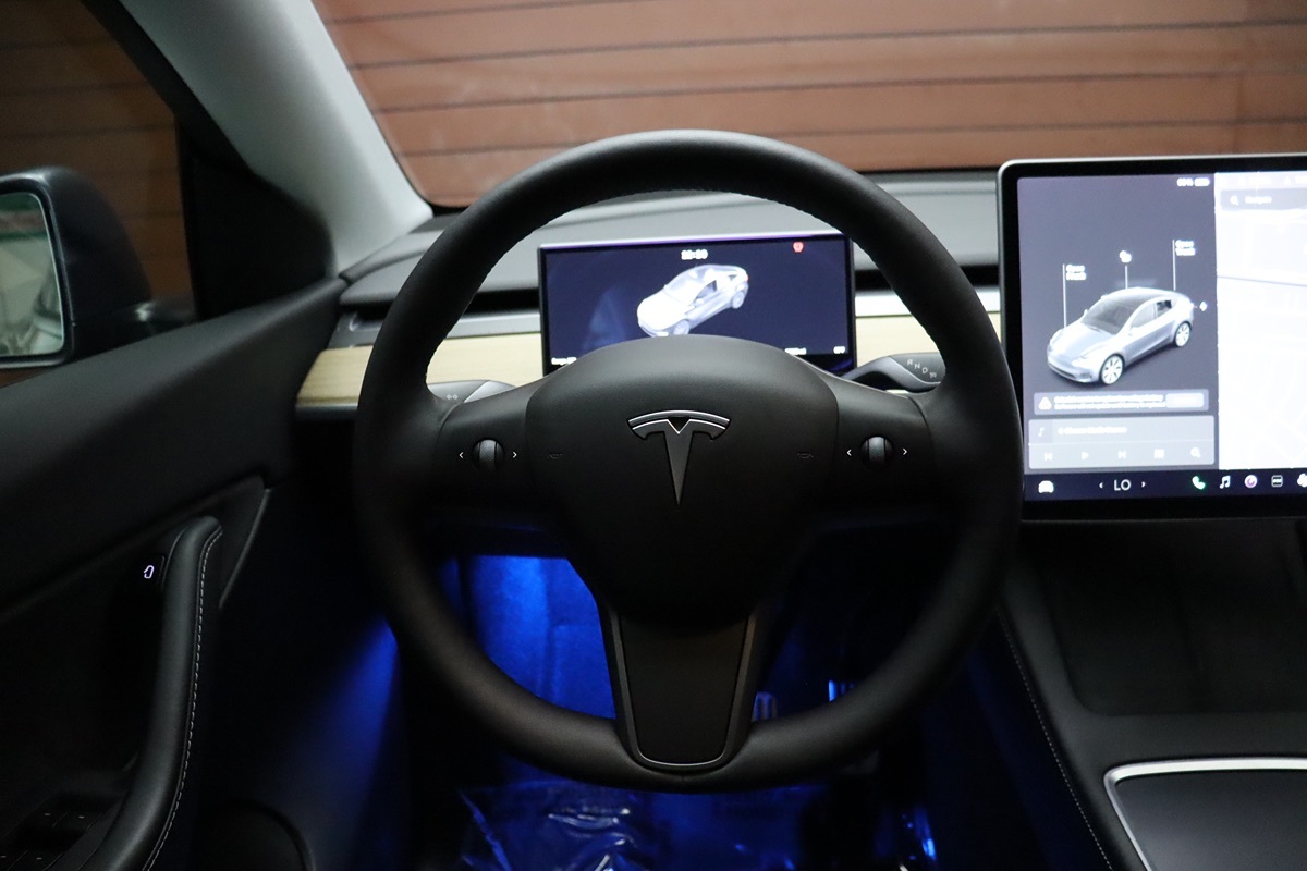 2021 Tesla Model Y Long Range photo 30