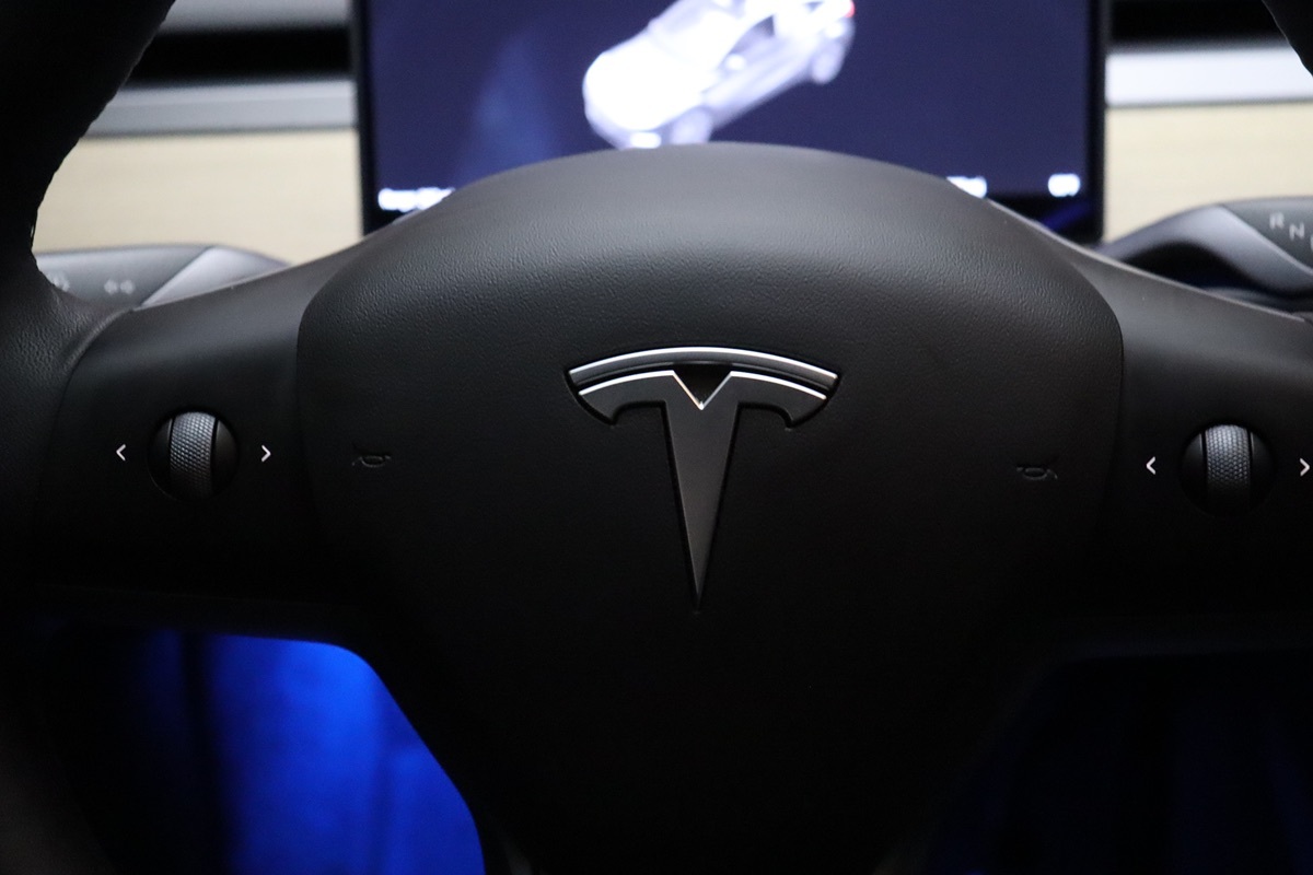 2021 Tesla Model Y Long Range photo 31