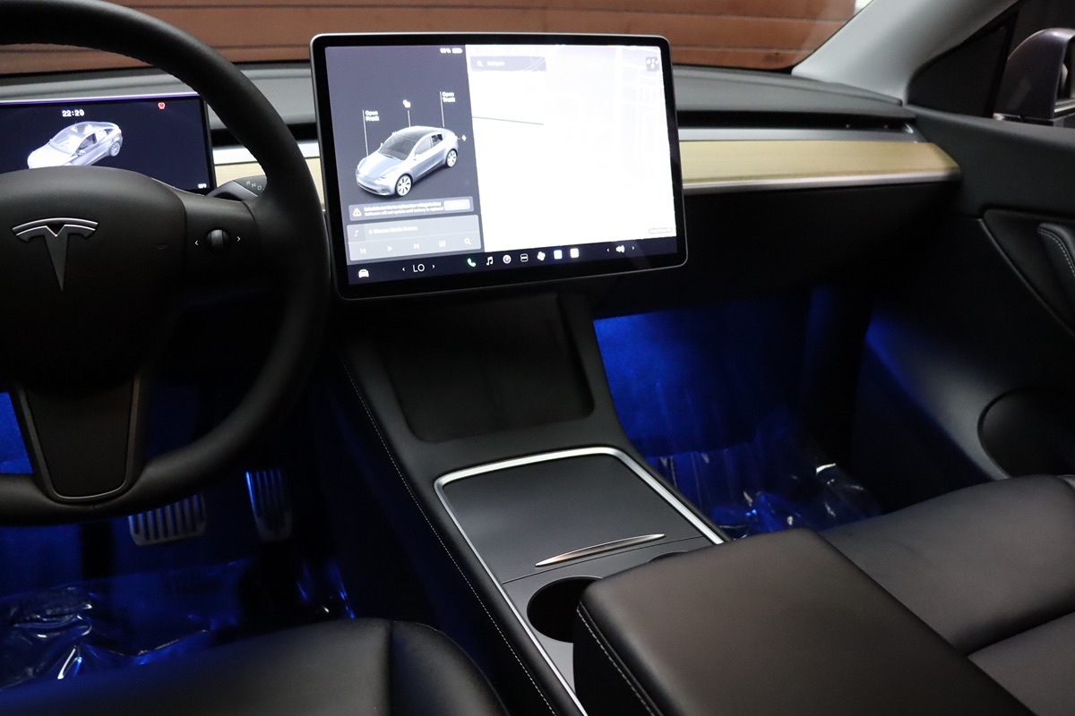 2021 Tesla Model Y Long Range photo 37