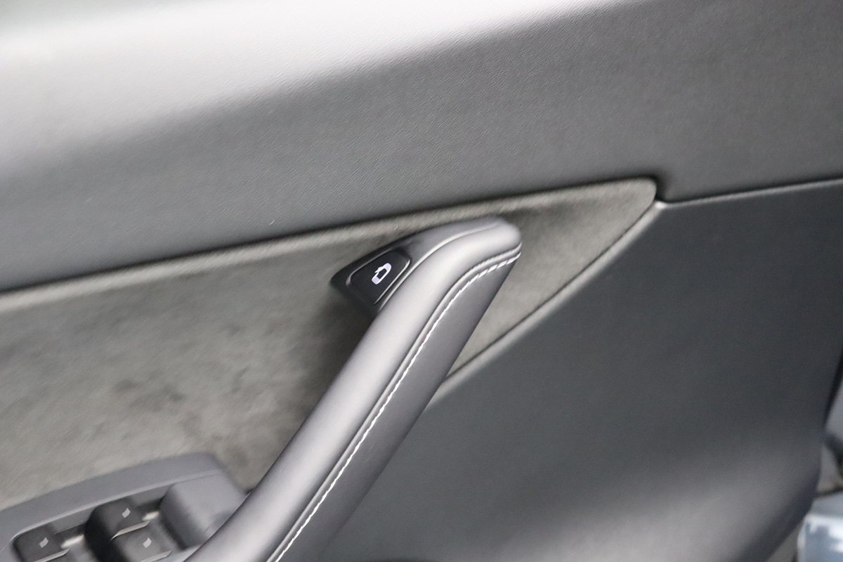 2021 Tesla Model Y Long Range photo 44