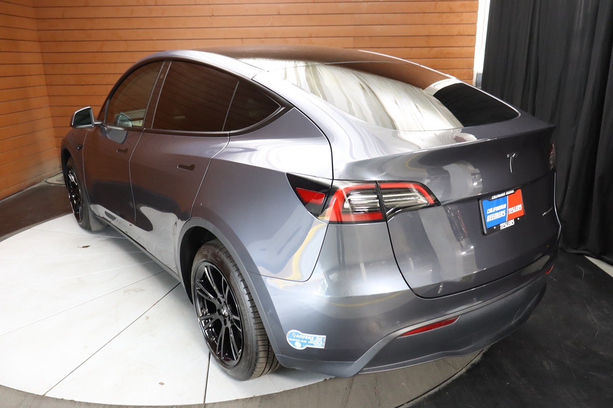 2021 Tesla Model Y Long Range photo 9