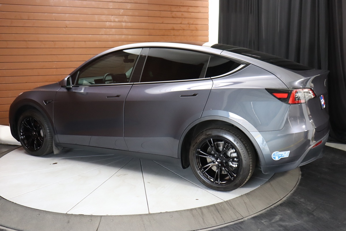 2021 Tesla Model Y Long Range photo 8