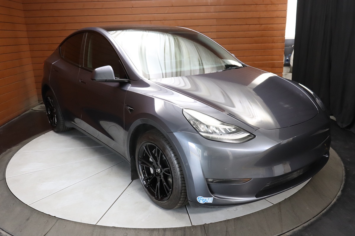 2021 Tesla Model Y Long Range photo 13