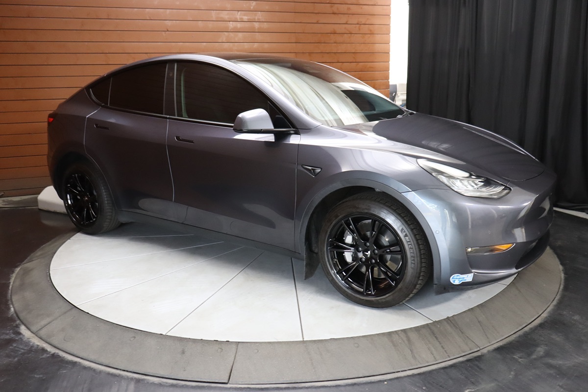 2021 Tesla Model Y Long Range photo 14