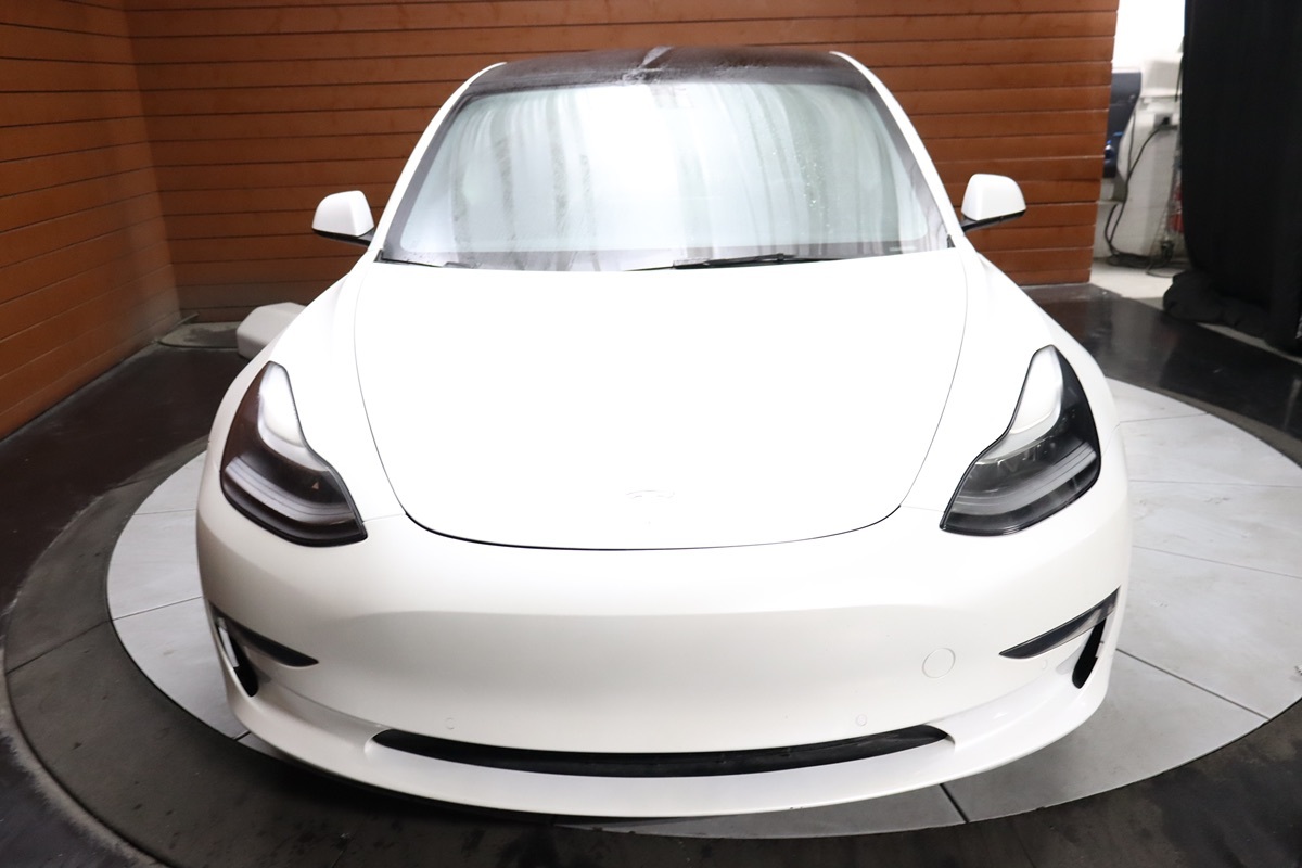 2022 Tesla Model 3 Long Range photo 2