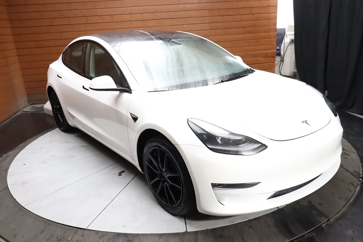2022 Tesla Model 3 Long Range photo 13