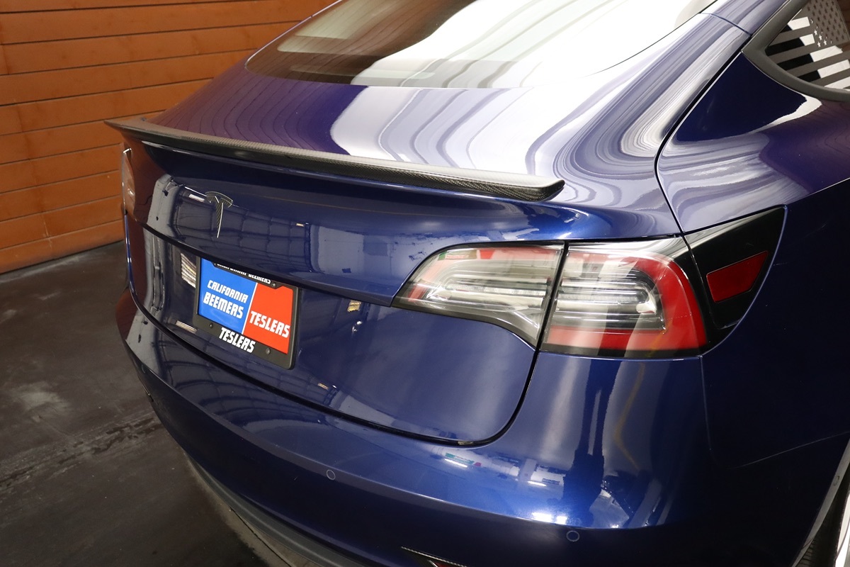 2018 Tesla Model 3 Long Range photo 13