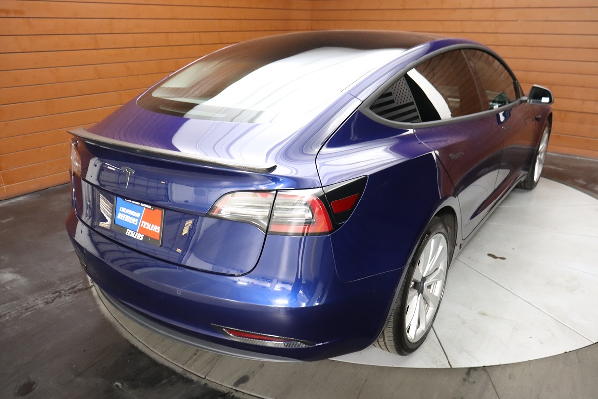 2018 Tesla Model 3 Long Range photo 19