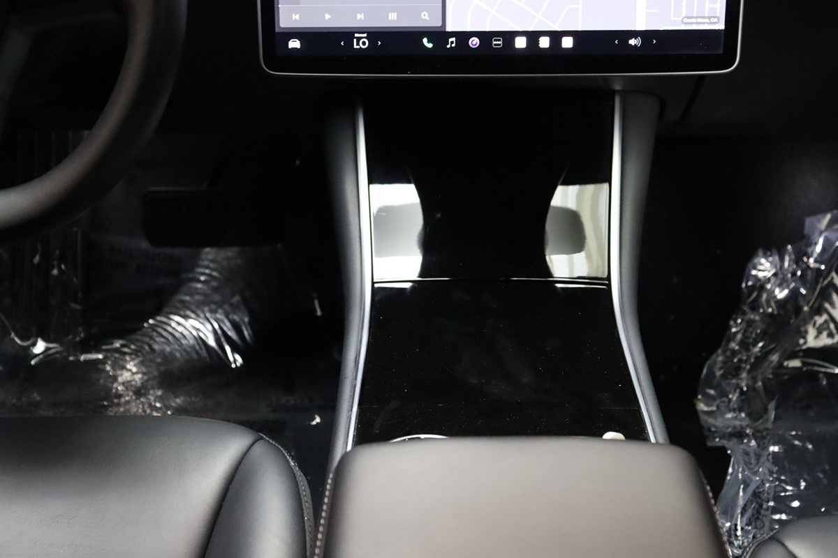 2018 Tesla Model 3 Long Range photo 34