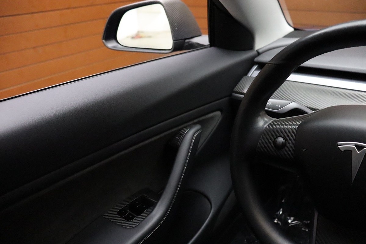 2018 Tesla Model 3 Long Range photo 42