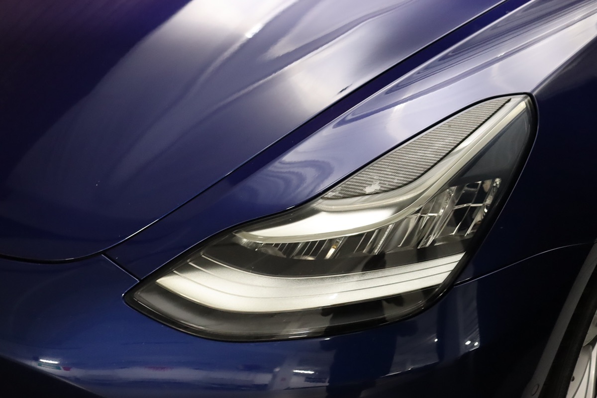 2018 Tesla Model 3 Long Range photo 4