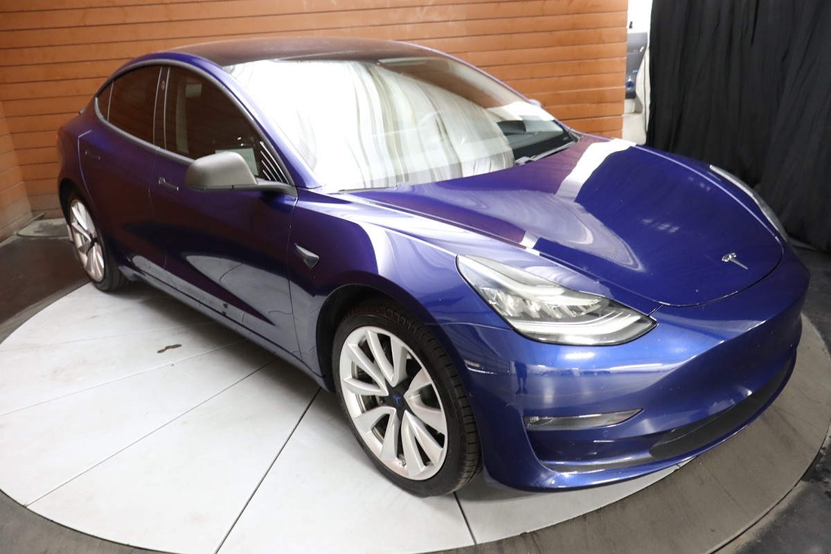 2018 Tesla Model 3 Long Range photo 16