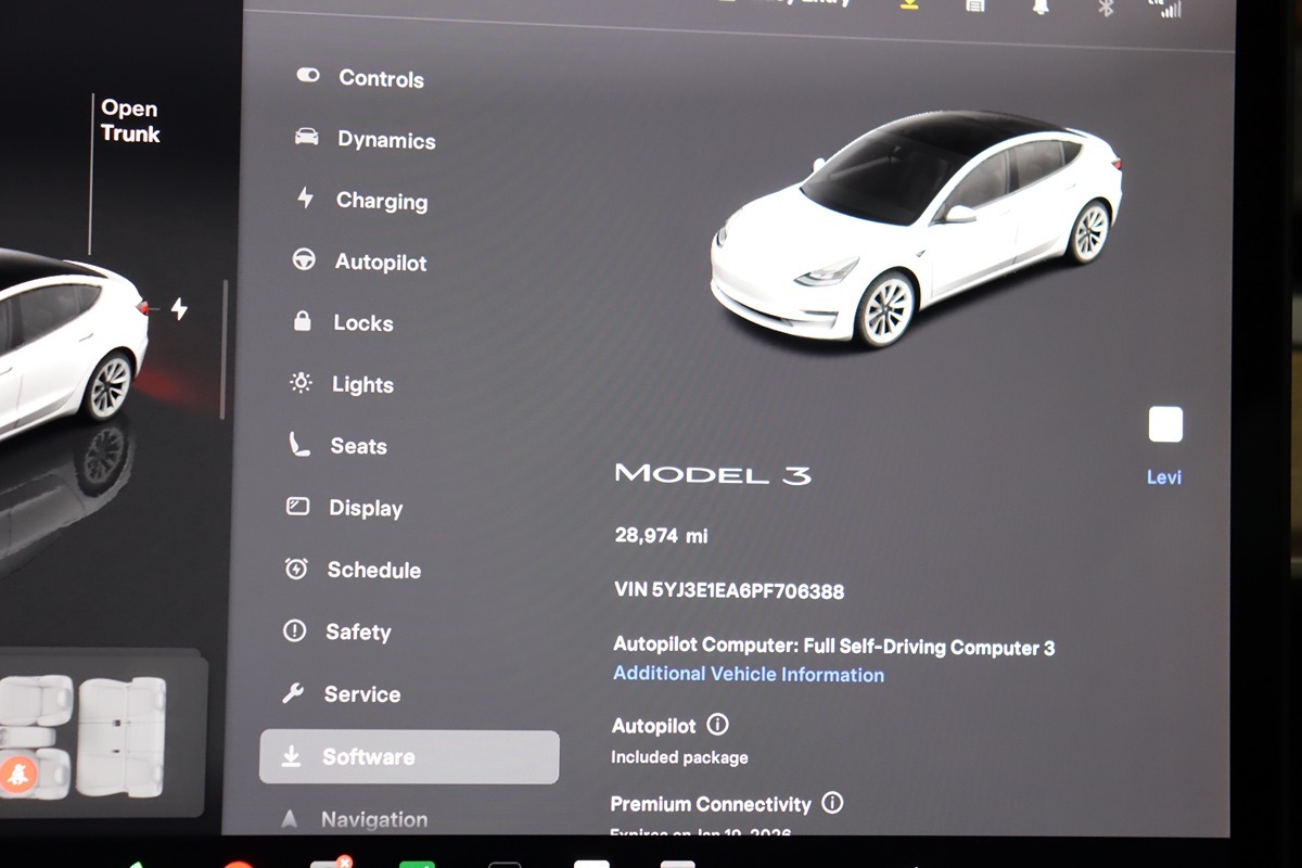 2023 Tesla Model 3 photo 7