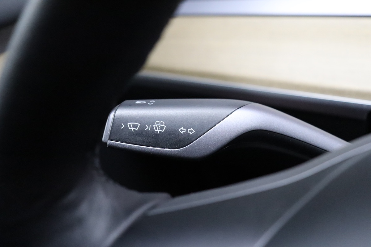2023 Tesla Model 3 photo 23