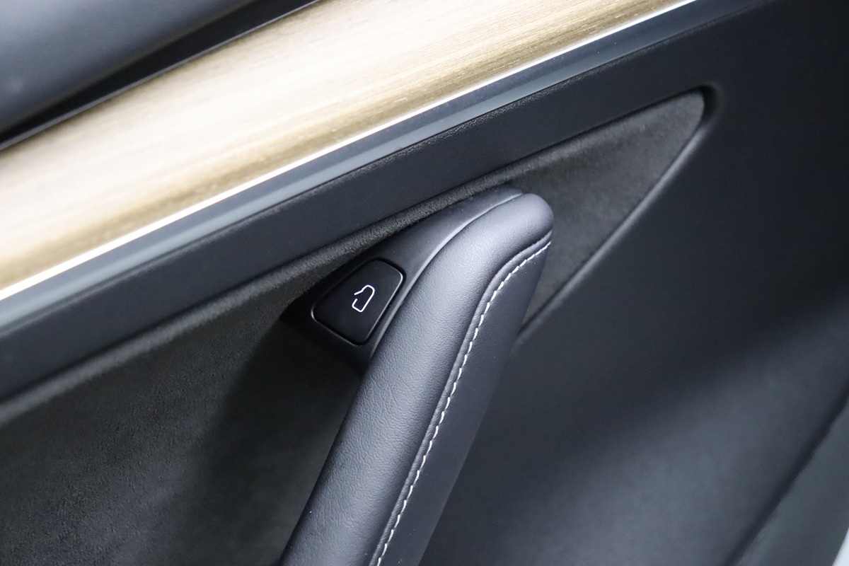 2023 Tesla Model 3 photo 39