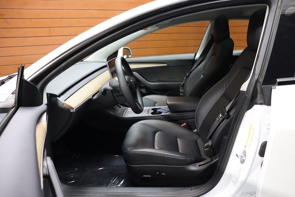 2023 Tesla Model 3 photo 42