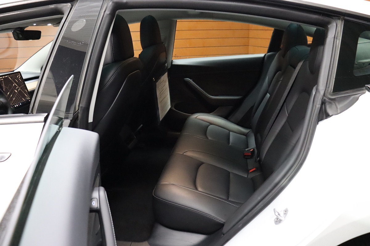 2023 Tesla Model 3 photo 47