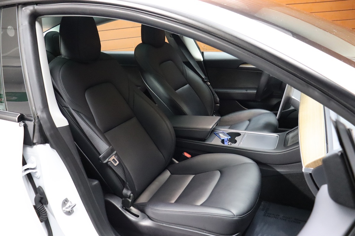 2023 Tesla Model 3 photo 52