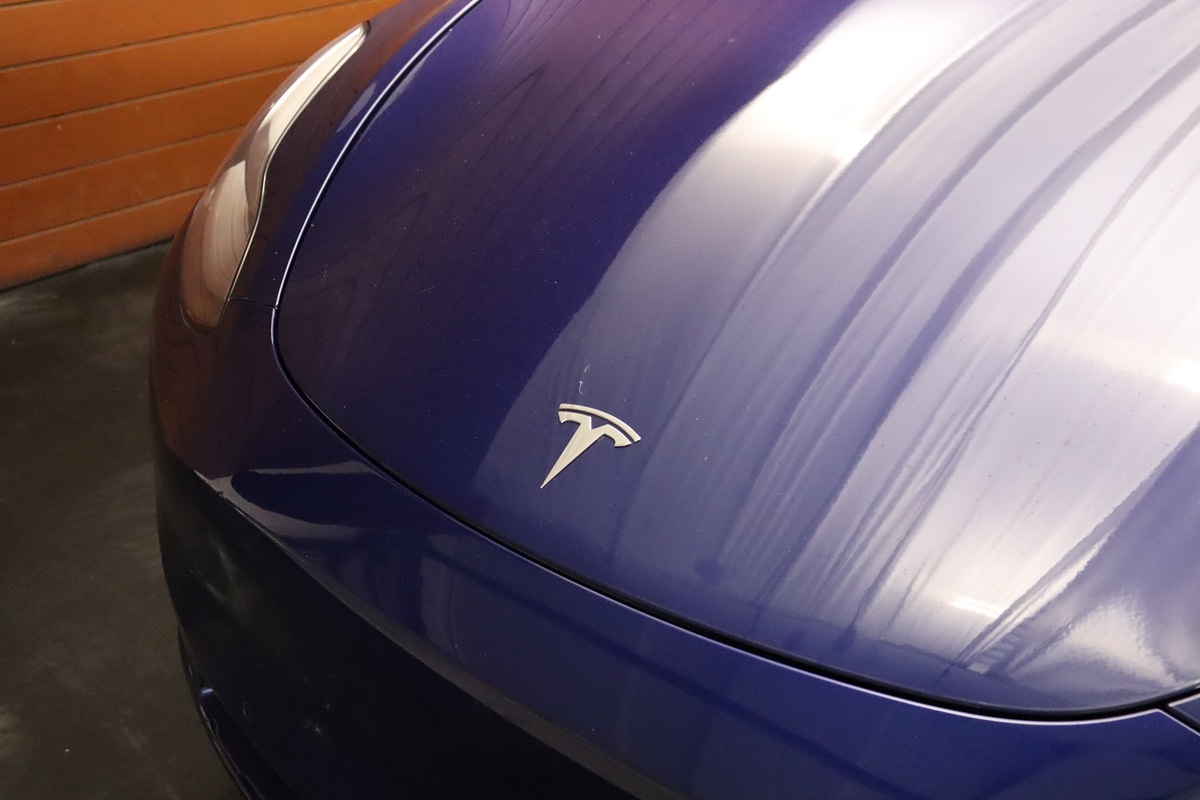 2021 Tesla Model Y Long Range photo 2