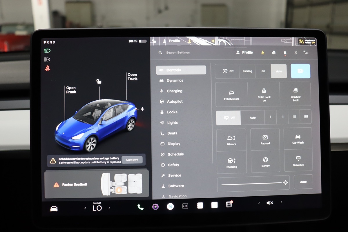 2021 Tesla Model Y Long Range photo 22