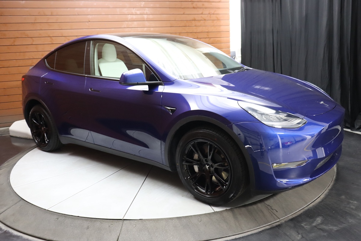 2021 Tesla Model Y Long Range photo 16
