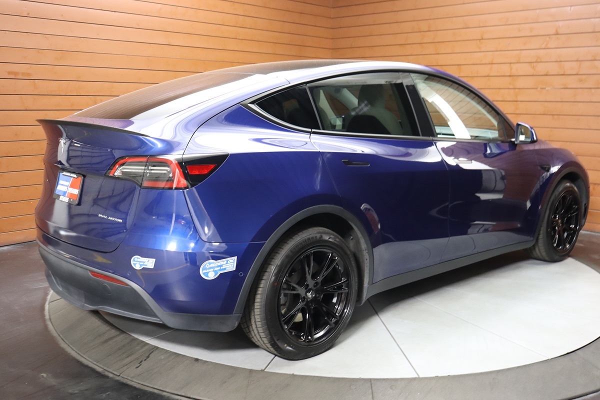 2021 Tesla Model Y Long Range photo 18