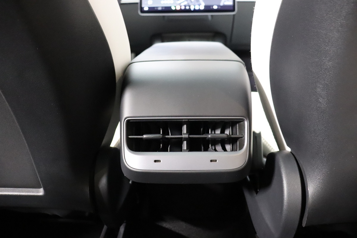 2021 Tesla Model Y Long Range photo 36