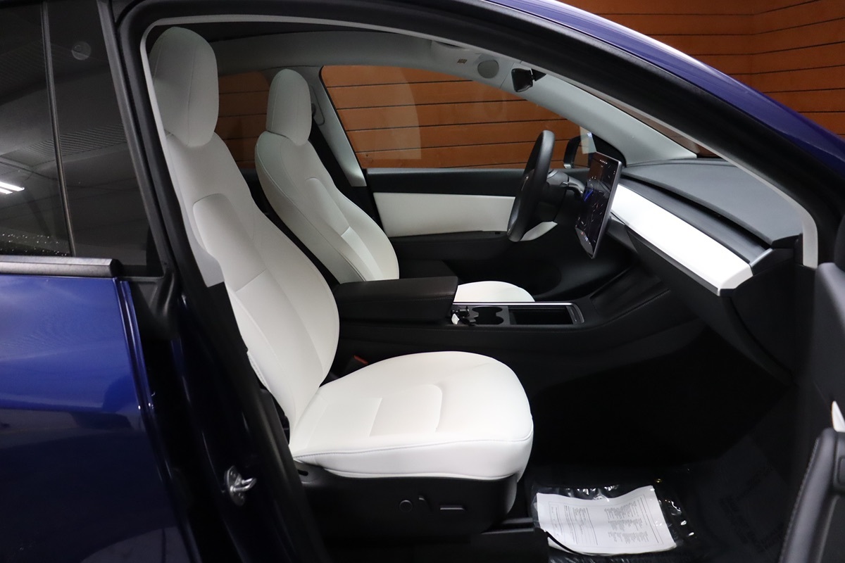 2021 Tesla Model Y Long Range photo 46