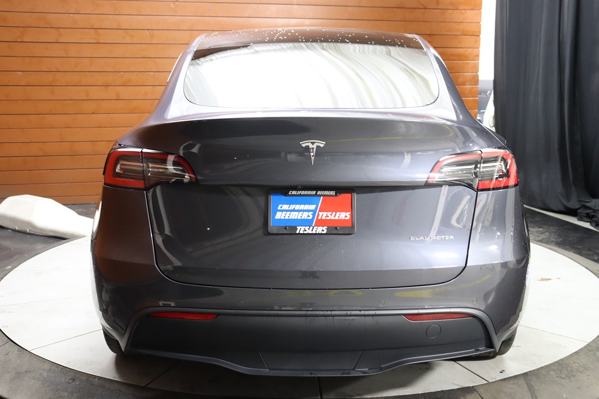2021 Tesla Model Y Long Range photo 6