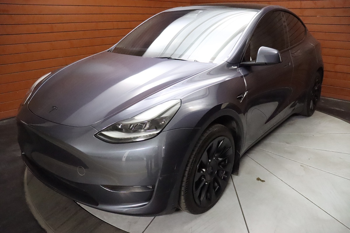 2021 Tesla Model Y Long Range photo 18
